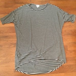 Medium LuLaRoe Irma