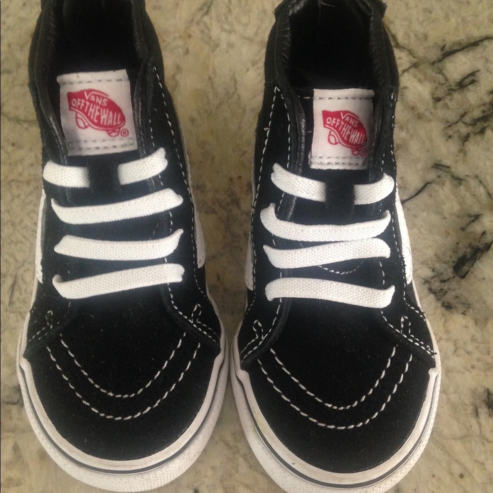 Toddler boy hightop vans-black, toddler size 6.