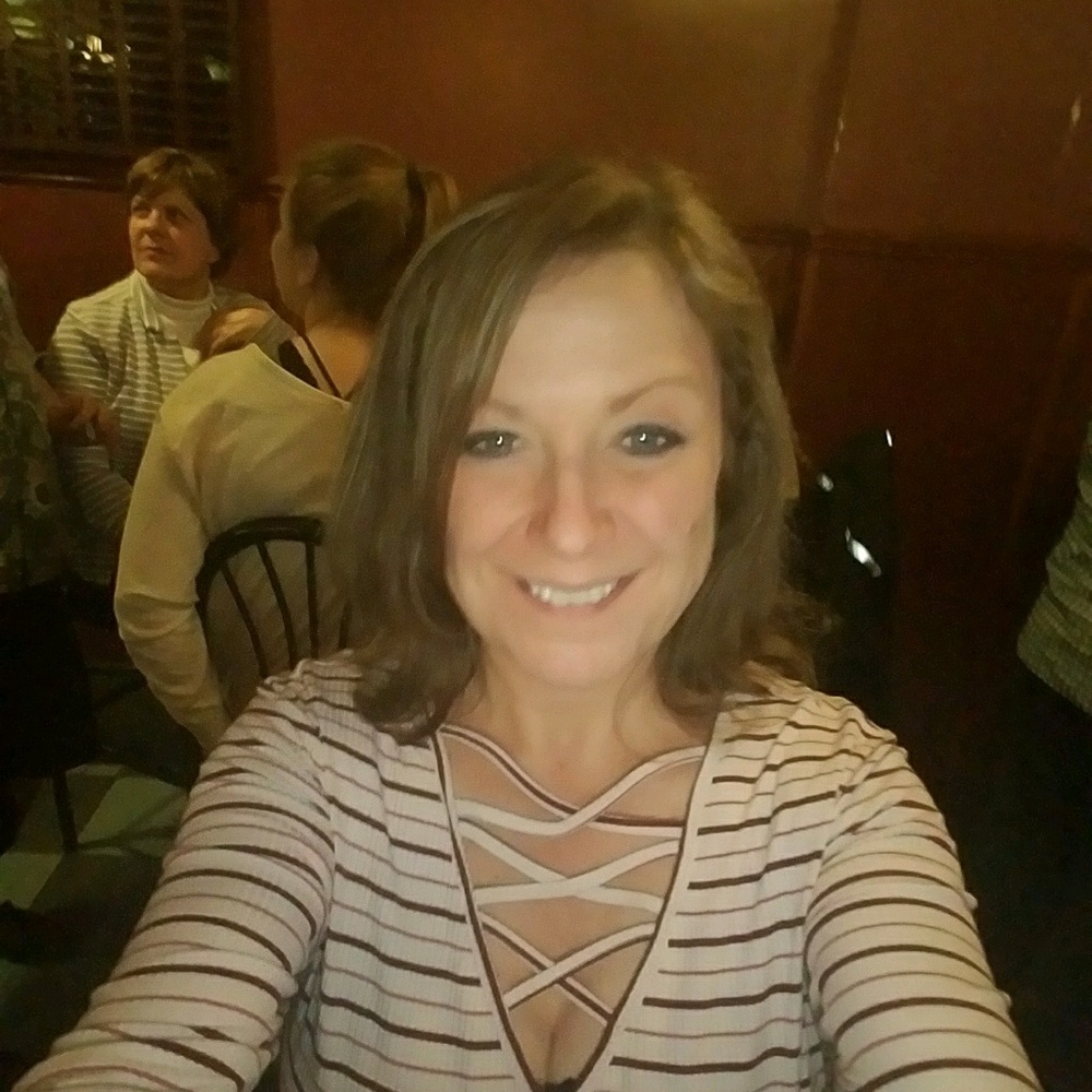 Meet your Posher, Lisa
