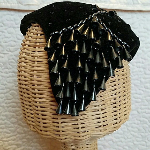 Vintage Velvet Hat black main image 4