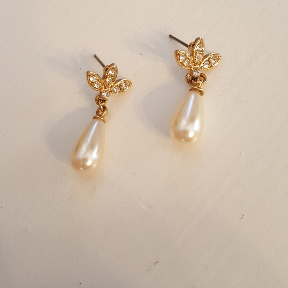 Gold Pearl Dangle Tear Drop earrings
