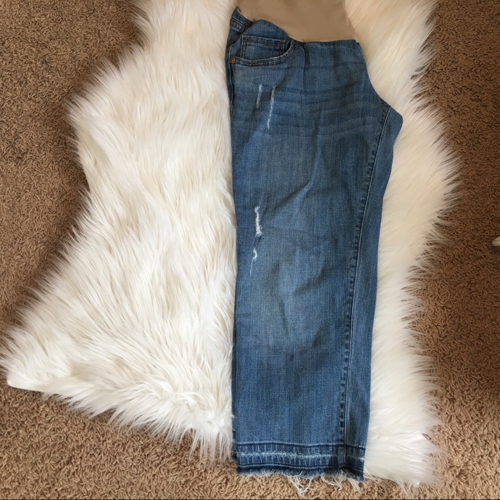 Oh Baby by Motherhood cropped jeans- Medium