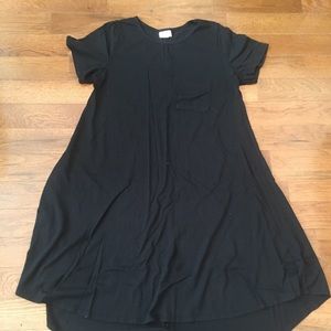 BLACK LULAROE LARGE CARLY