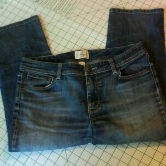 White House Black Market Denim - White House Black Market Cropped Blue Jeans 8 Miss