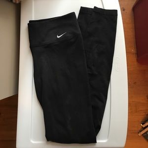 Black full length Nike dri-fit leggings