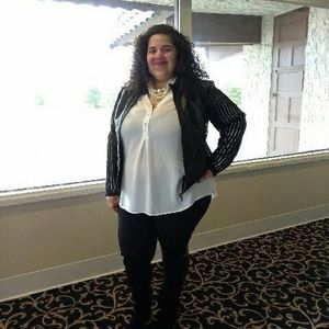 Meet your Posher, Erica