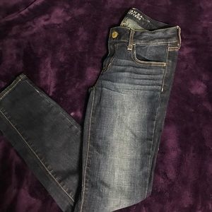 American Eagle • Super Stretch Jeggings