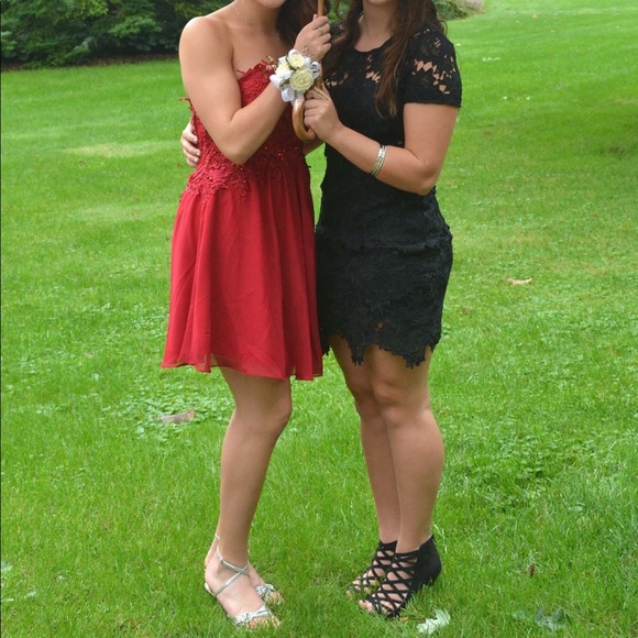 Short Red Formal/Homecoming Dress - Picture 2 of 5