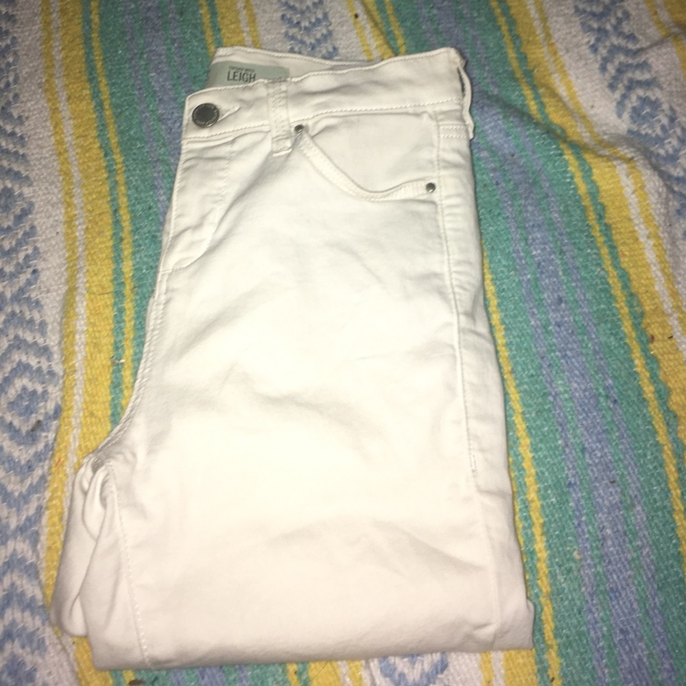 White Top shop jeans