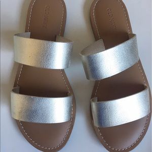 Old navy slip on sandals