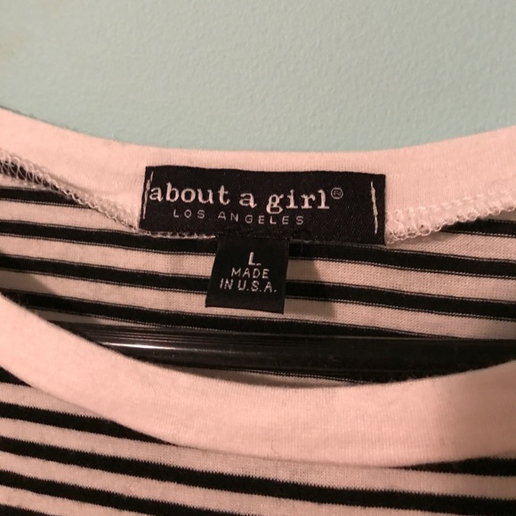 Cute striped crop top - black - Picture 4 of 4