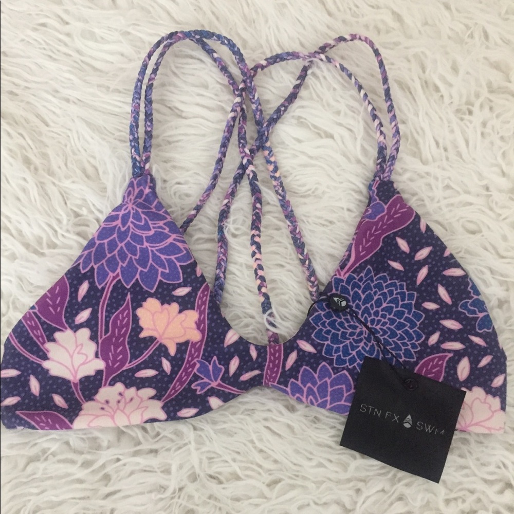 Stone fox indie top