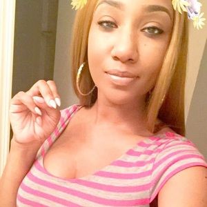 Meet your Posher, Shakia