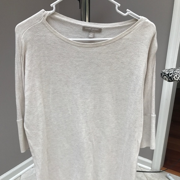 Banana Republic Sweater - Picture 2 of 4