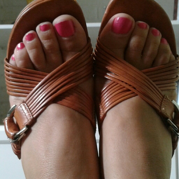 🔵$8 CALVIN KLEIN Strappy Mules!🔵 - Picture 2 of 3