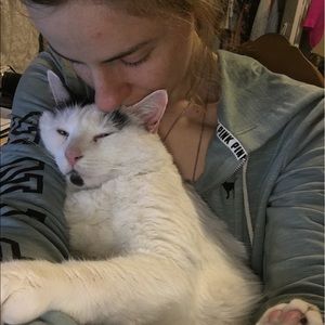 Meet your Posher, Charlotte