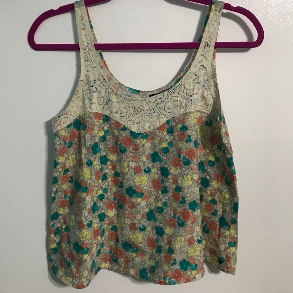 O'Neill • Floral Tank