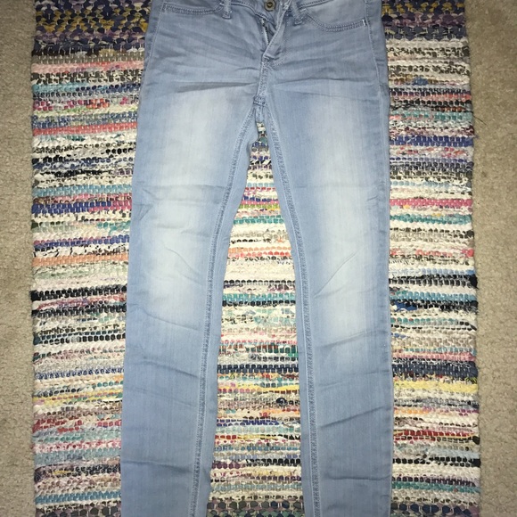 Hollister Jeans 00S - Picture 1 of 1