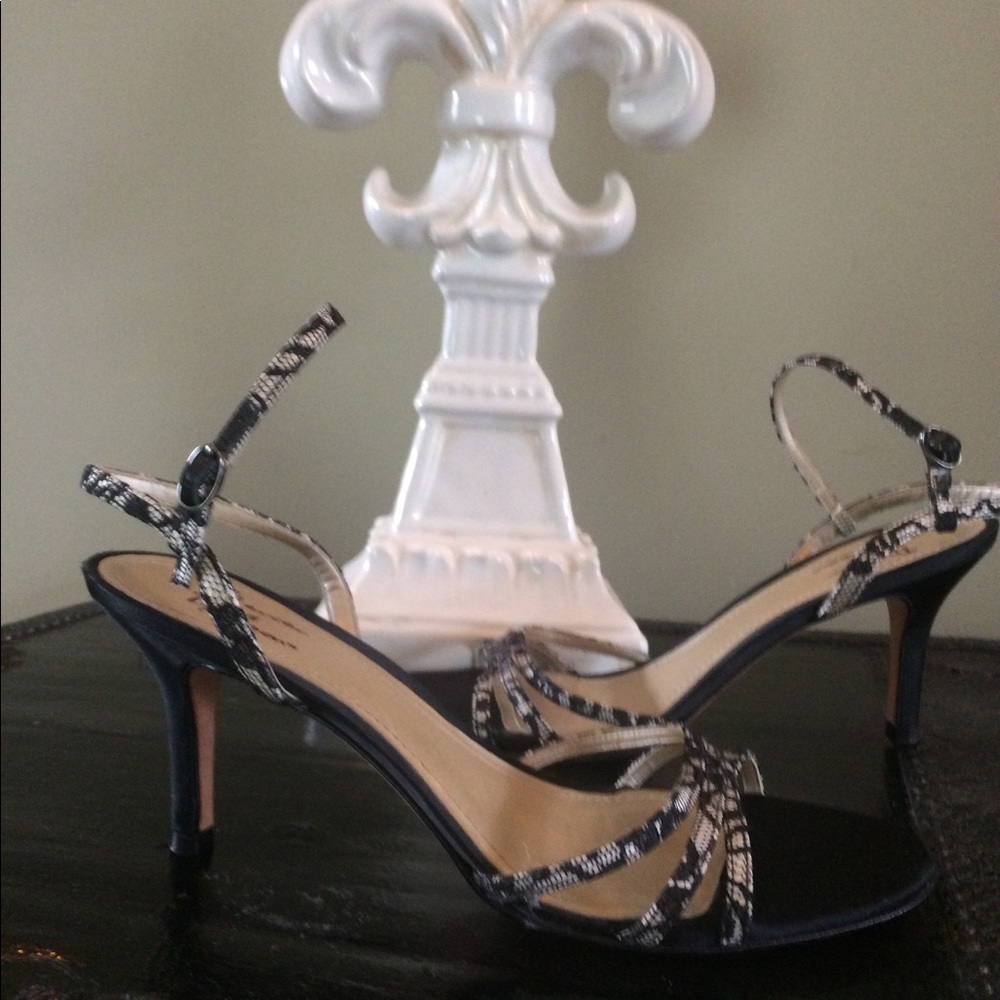 Mercer & Madison Black Satin Lace Heels Size 8