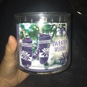 Bath and body works candle