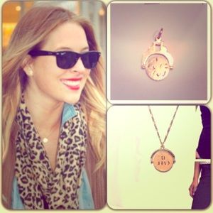 14k gold spinning I Love You pendant