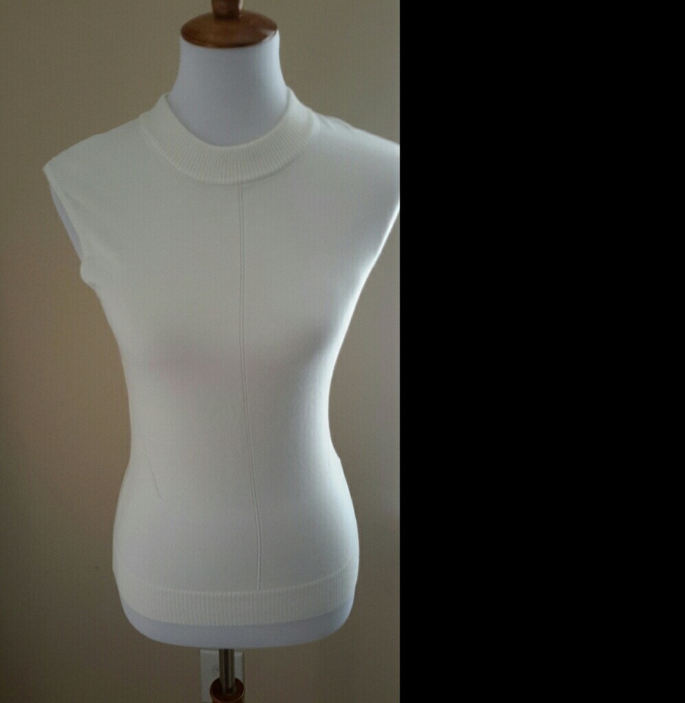 NWT Offwhite shell