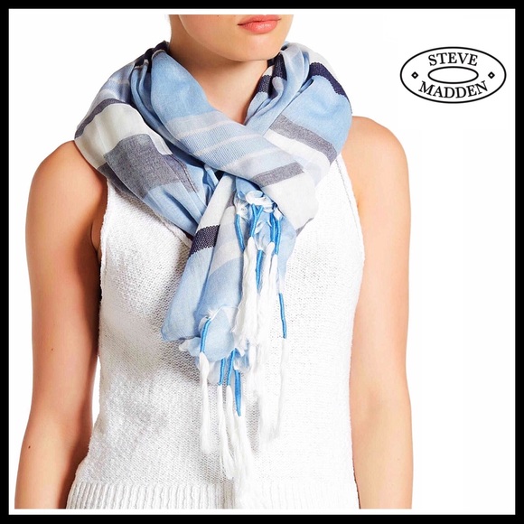 STEVE MADDEN WRAP BLANKET SCARF - Picture 5 of 5