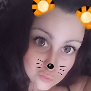 Meet your Posher, Evonne