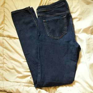 Dark High Rise Hollister Skinny jeans