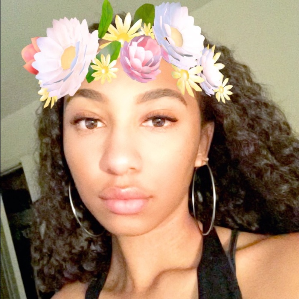 Meet your Posher, Promise