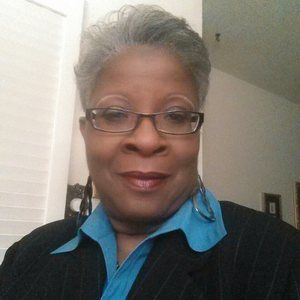 Meet your Posher, Rosalyn