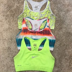 Nike sports bras bundle