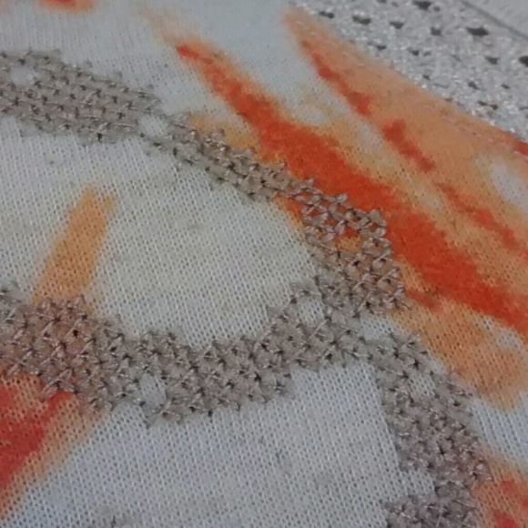 Size 10/12 embellished t-shirt - Picture 3 of 7