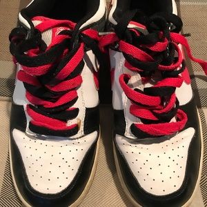 Nike 6.0 women's shoes size 9