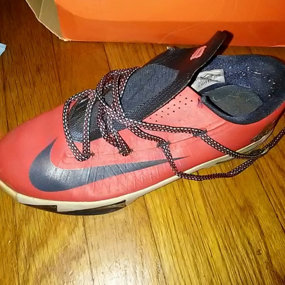 KD 6s - Picture 1 of 2