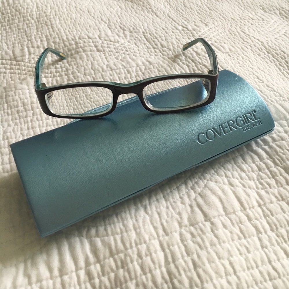 👓 Covergirl Fashion Eye Glasses
