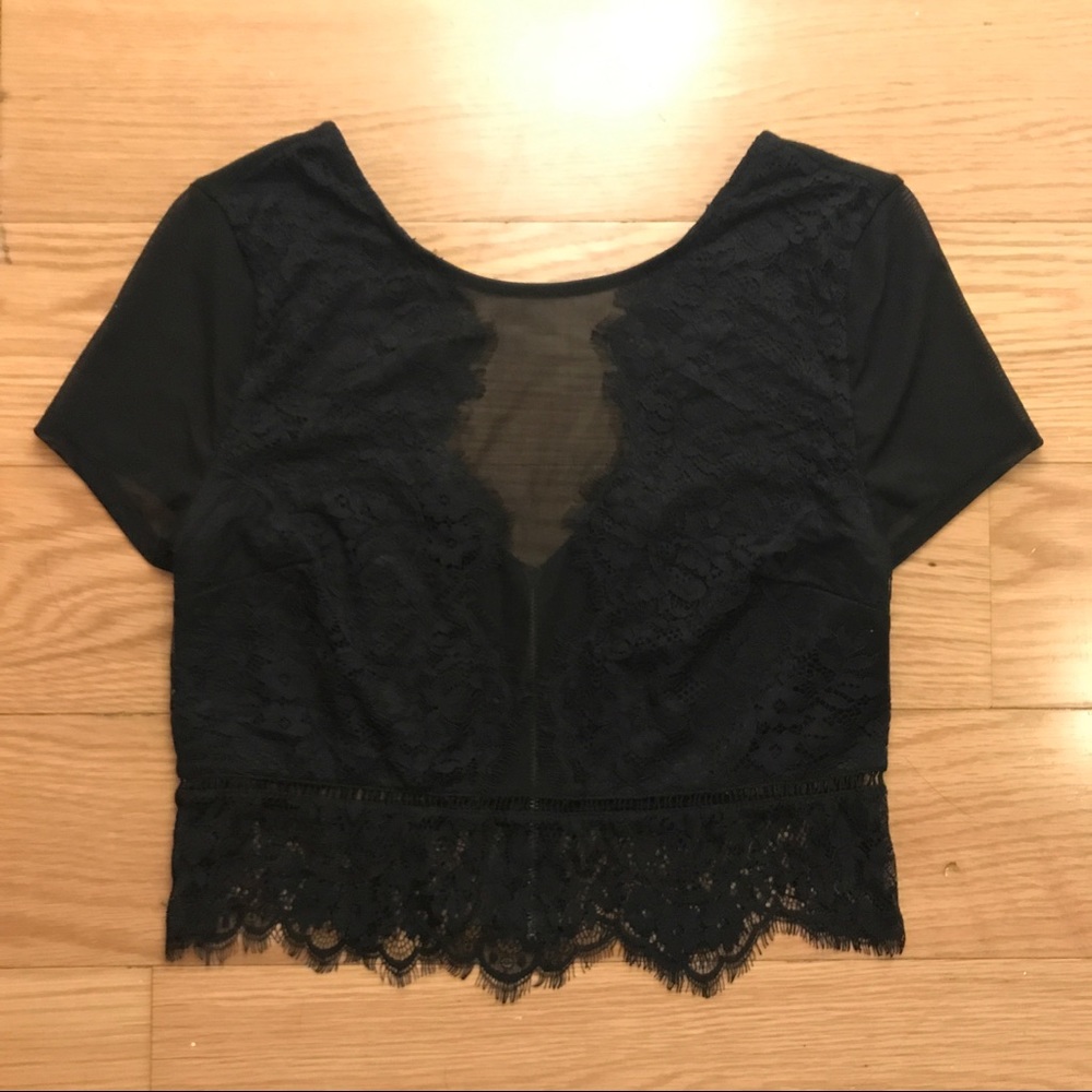 NWT Express Lace/Mesh Crop Top