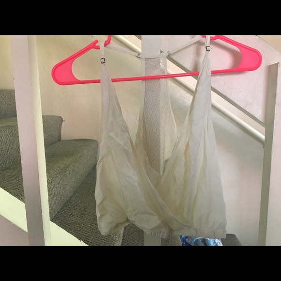 cream flowy crop top - Picture 1 of 2