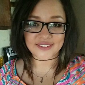 Meet your Posher, Angelica