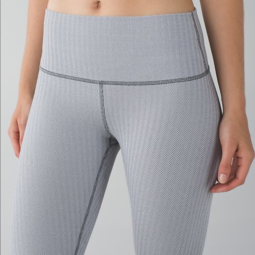 Lululemon herringbone wunder under leggings RESERV