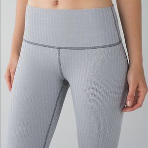 Lululemon herringbone wunder under leggings RESERV