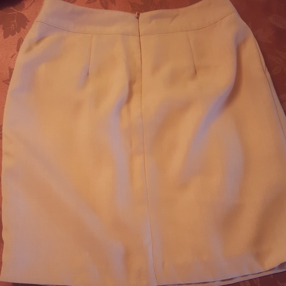 Love 21 Coral pleated mini Skirt. Size S - Picture 3 of 7