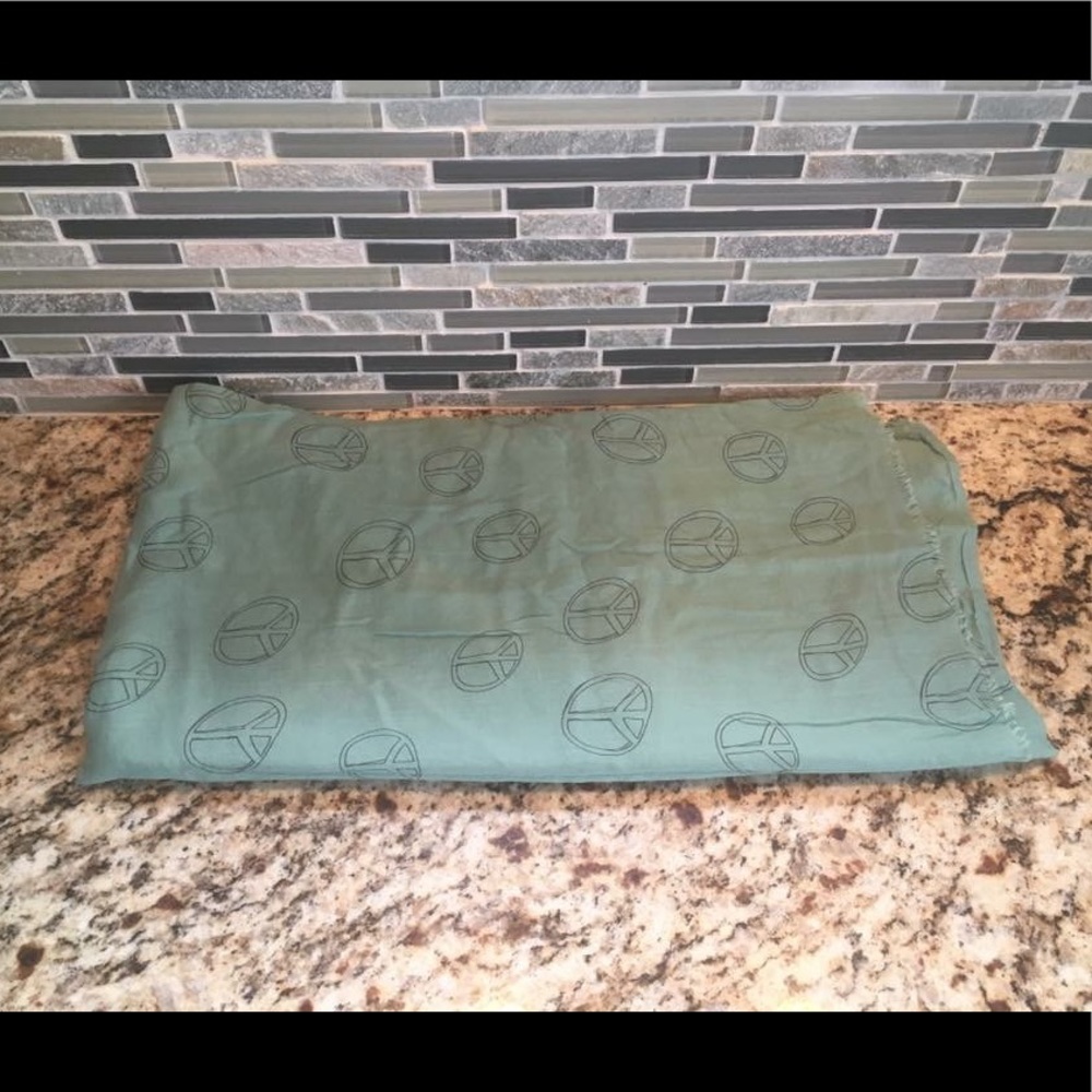 Peace sign scarf XL