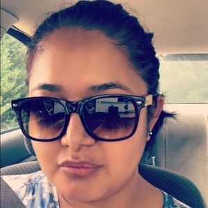 Meet your Posher, Erika