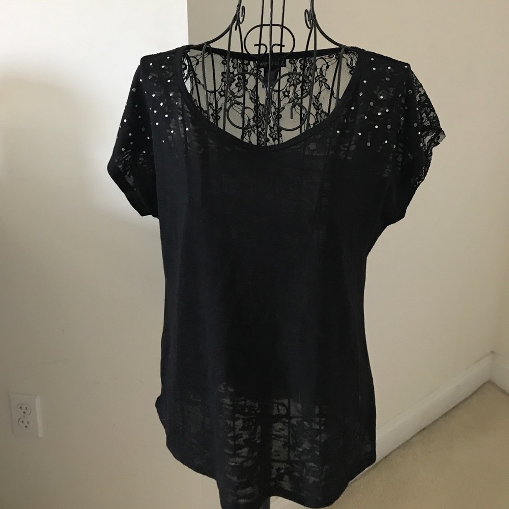 Wet seal top
