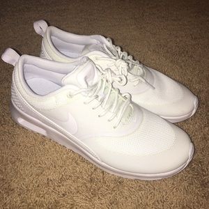 NEW Nike Air Max Thea