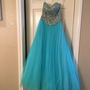 Terani light blue prom dress