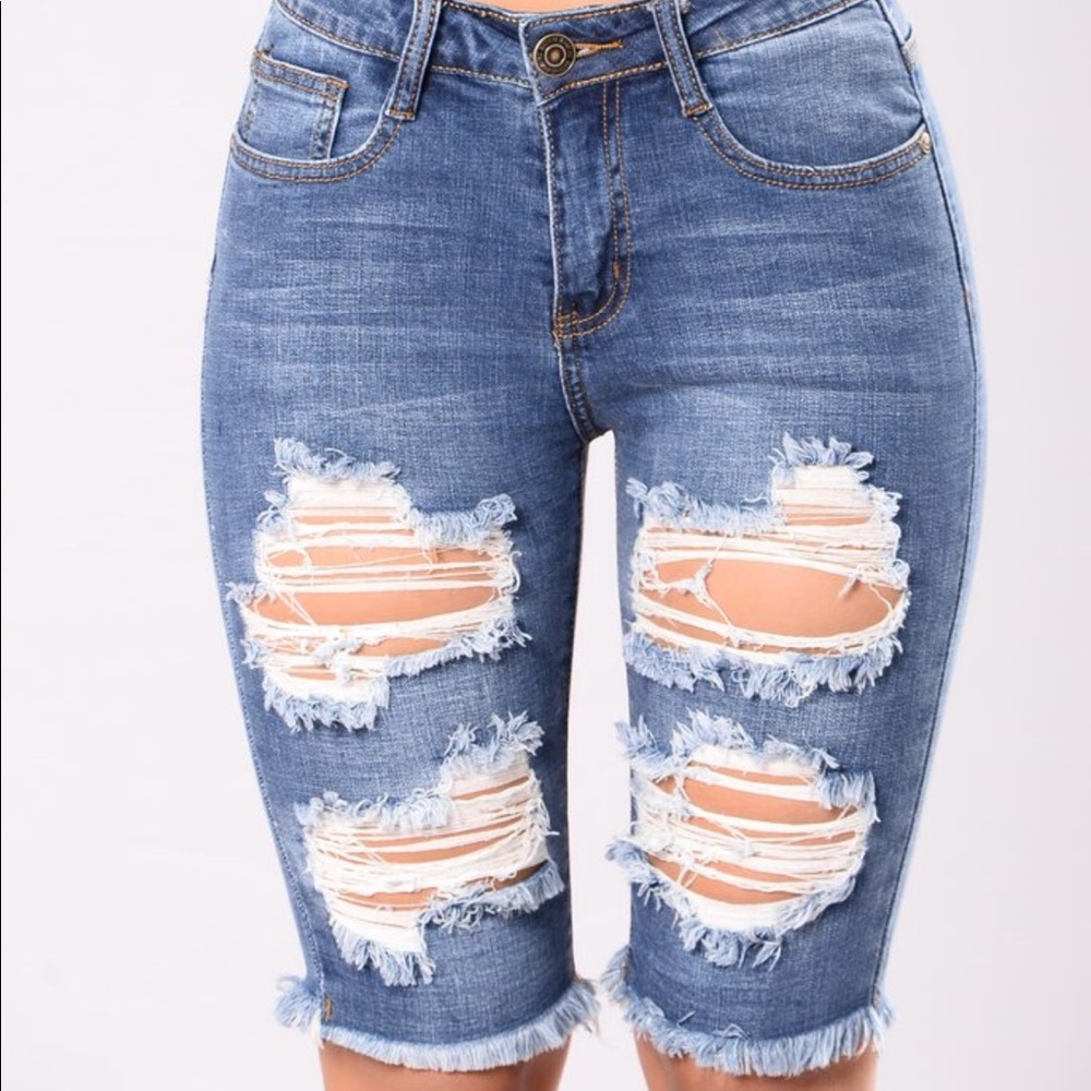 Brand new Fashion Nova “WHAT I WANTED SHORTS”