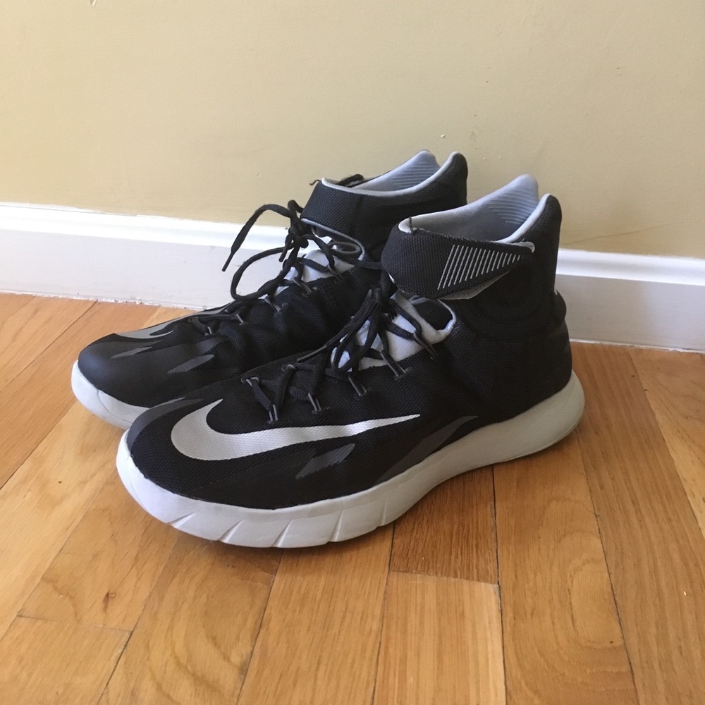 Nike Hyper Rev