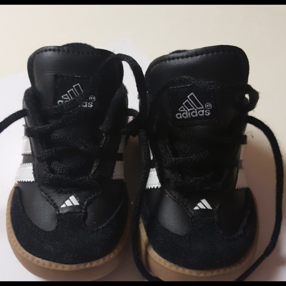 Toddler Adidas Sambas - 4